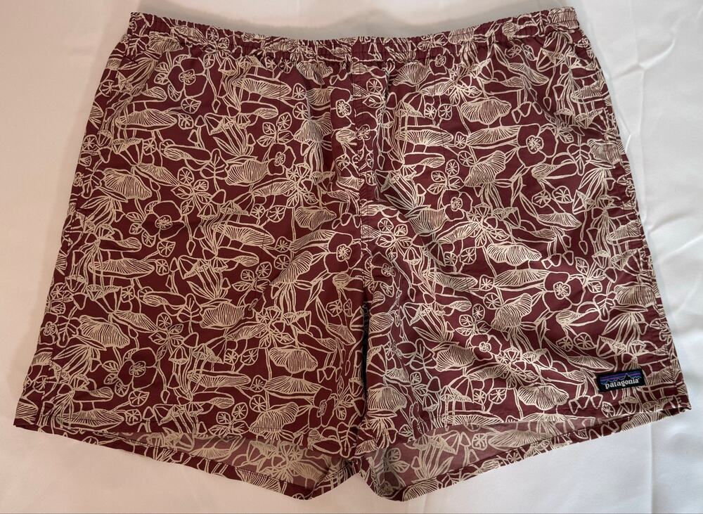 Patagonia Mens Baggies 5" Shorts XL Mushroom Print